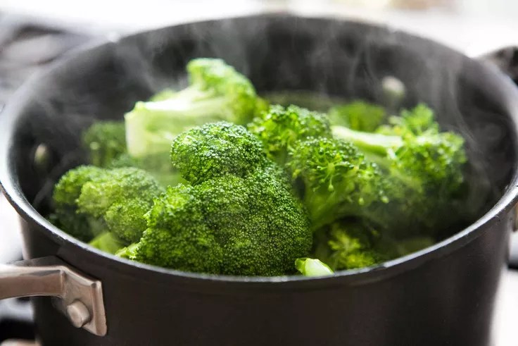 steamed broccoli